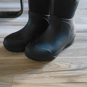 Bogs Black Neoprene Boots